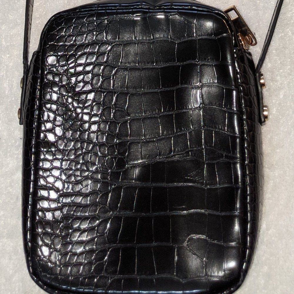 Black Crocodile Style Crossbody Bag
